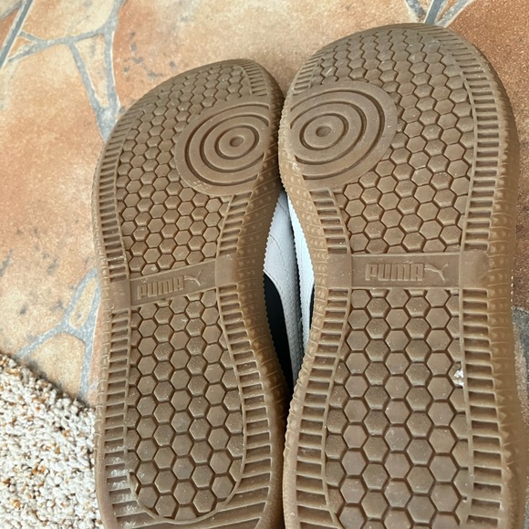 Puma sneakers 👟 - Picture 2 of 9